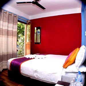 Hotel Rising Home